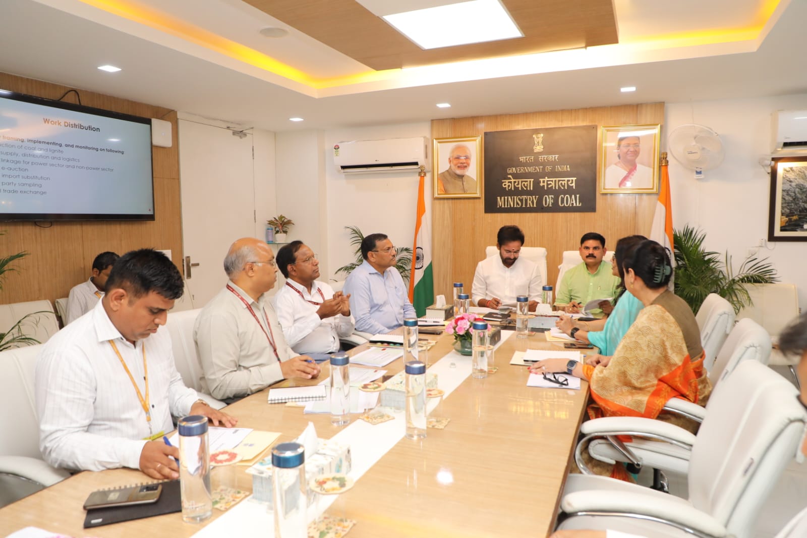 Union Hon'ble Minister & MoS assumes charge and reviews the coal ministry