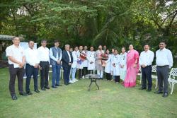 Hon'ble Minister of Coal & Mines Shri G Kishan Reddy with beneficiaries of SECL ke Sushrut  initiative 